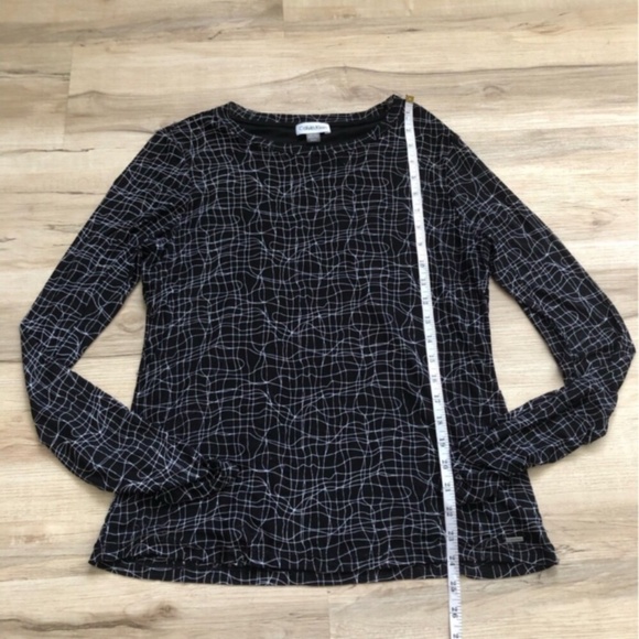 Calvin Klein Black and White Fitted Blouse - Picture 7 of 9